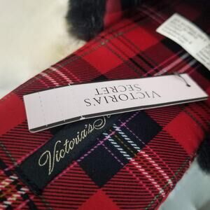 Victoria's Secret Plaid Slippers Red Black Faux Fur Trim Size M US 7-8 Cozy
